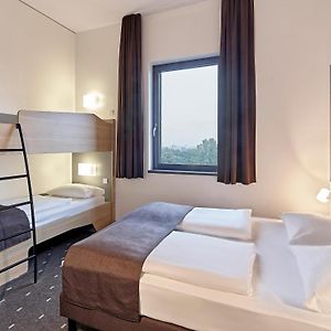 Familien-Zimmer